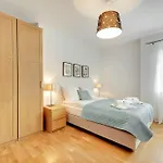 By The Sea Nadmorski With Balcony 300m From The By Renters *