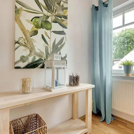 By The Sea - Nadmorski By Renters Apartment *