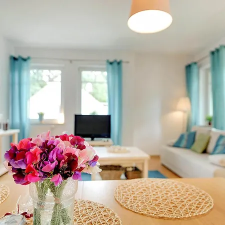 By The Sea Nadmorski With Balcony 300m From The By Renters