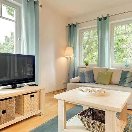 By The Sea - Nadmorski By Renters Apartament