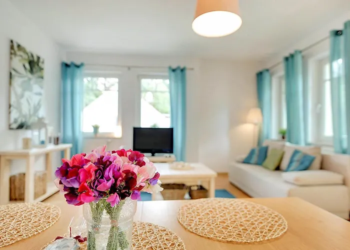 By The Sea Nadmorski With Balcony 300m From The By Renters